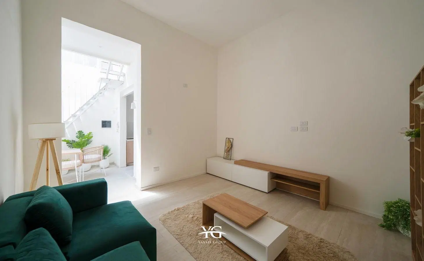 PH de 4 ambientes con terraza en venta, Reciclado a nuevo, muy luminoso. Peternal 4