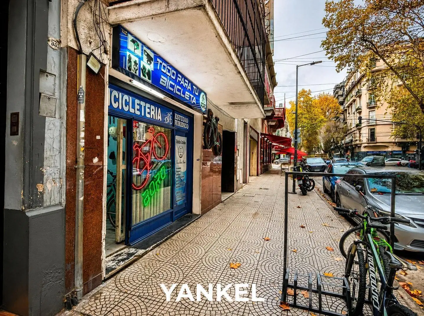 VENTA DE LOCAL COMERCIAL -  BILLINGHURST Y AV. CORRIENTES 3