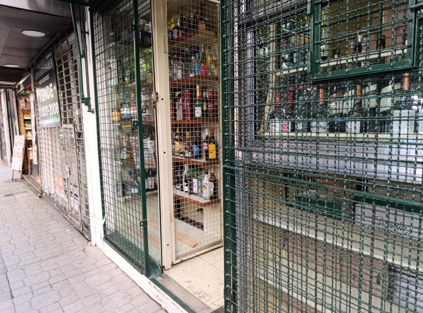Foto de Local en alquiler con sotano, imagen 4