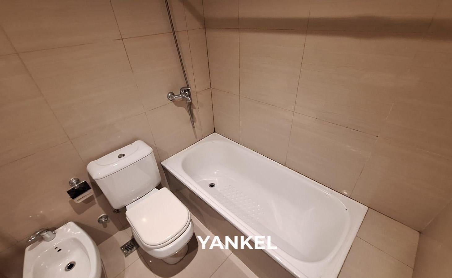 Foto de Departamento de 3 ambientes en alquiler en Almagro. Amenities, imagen 4