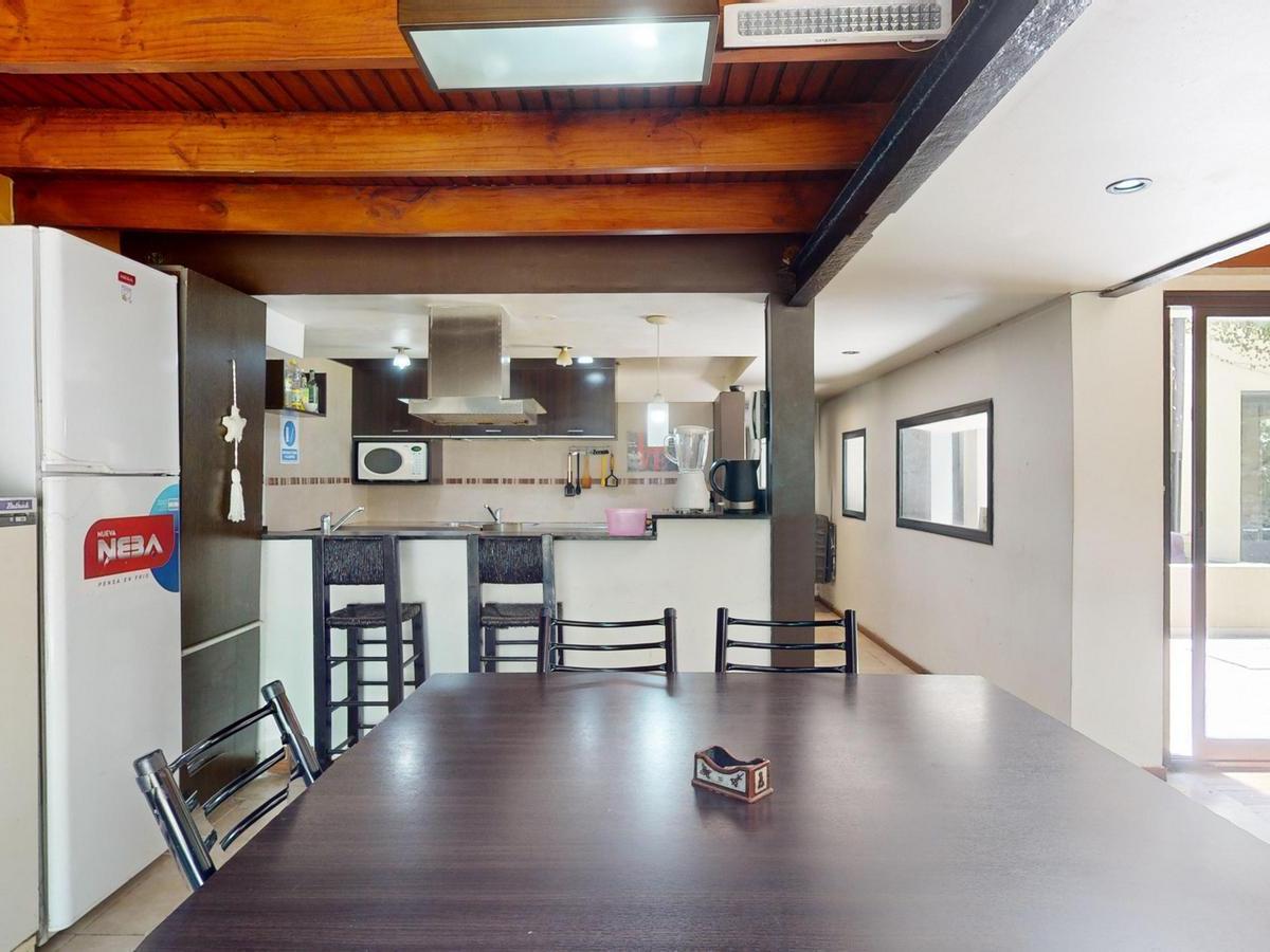 Venta Oportunidad Unica Casa Hostel de 9 Dorm. 1