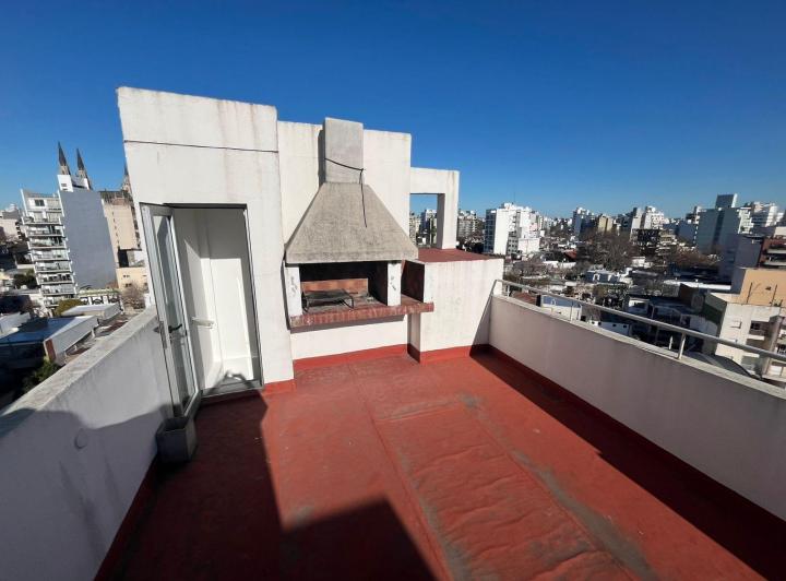 TRIPLEX DE DOS DORMITORIOS EN ALQUILER EN LA PLATA 4
