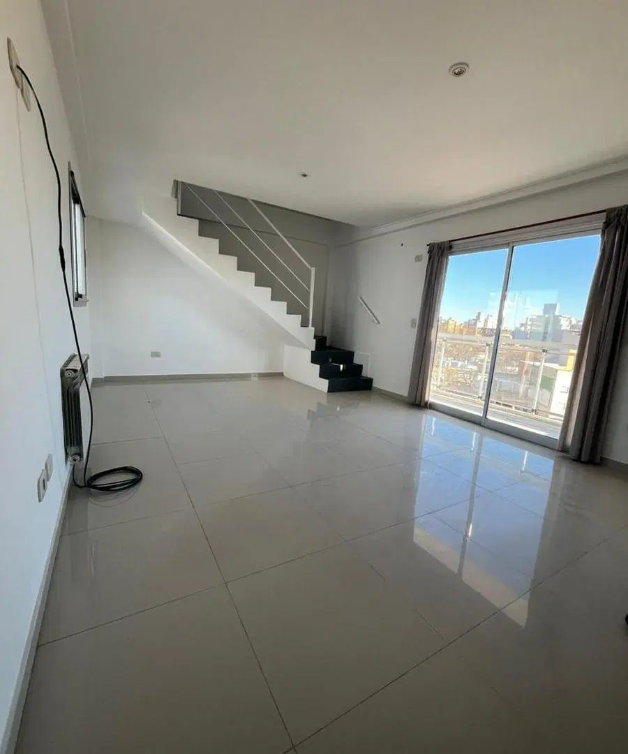 DEPARTAMENTO DUPLEX DE DOS DORMITORIOS EN ALQUILER EN LA PLATA 5