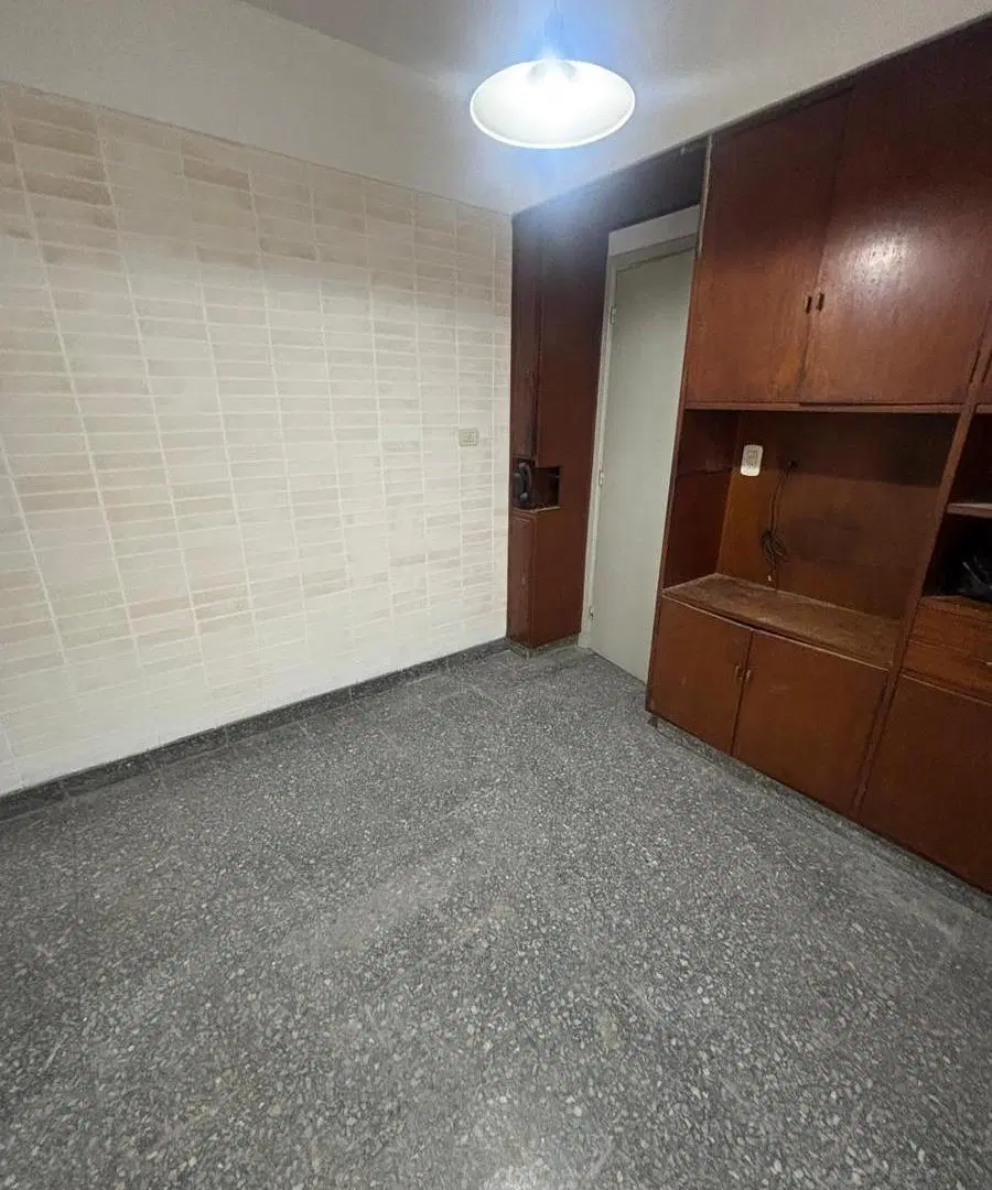 CASA DE CUATRO DORMITORIOS EN ALQUILER EN LA PLATA 4