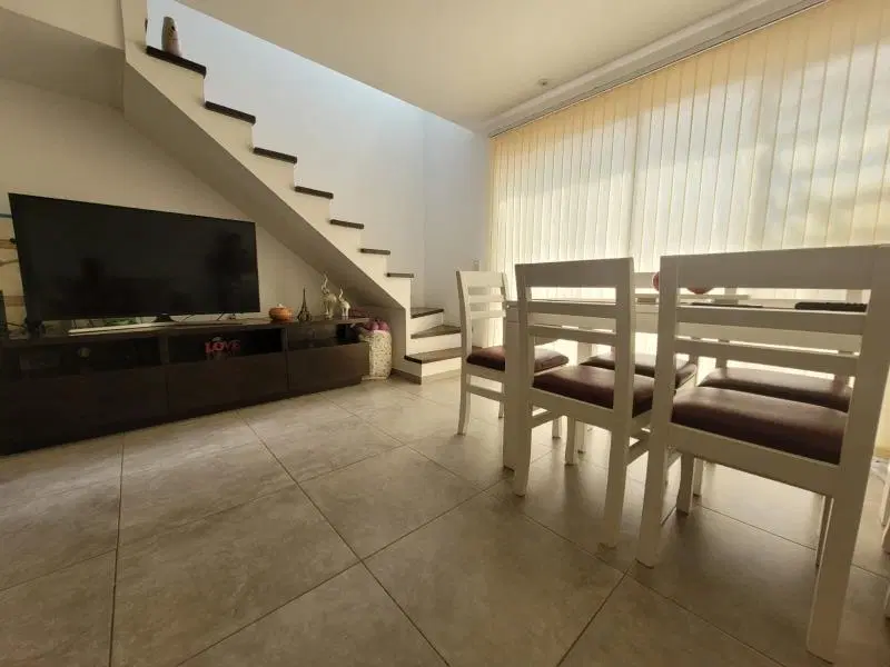 DUPLEX DE DOS DORMITORIOS EN ALQUILER EN LA PLATA 5