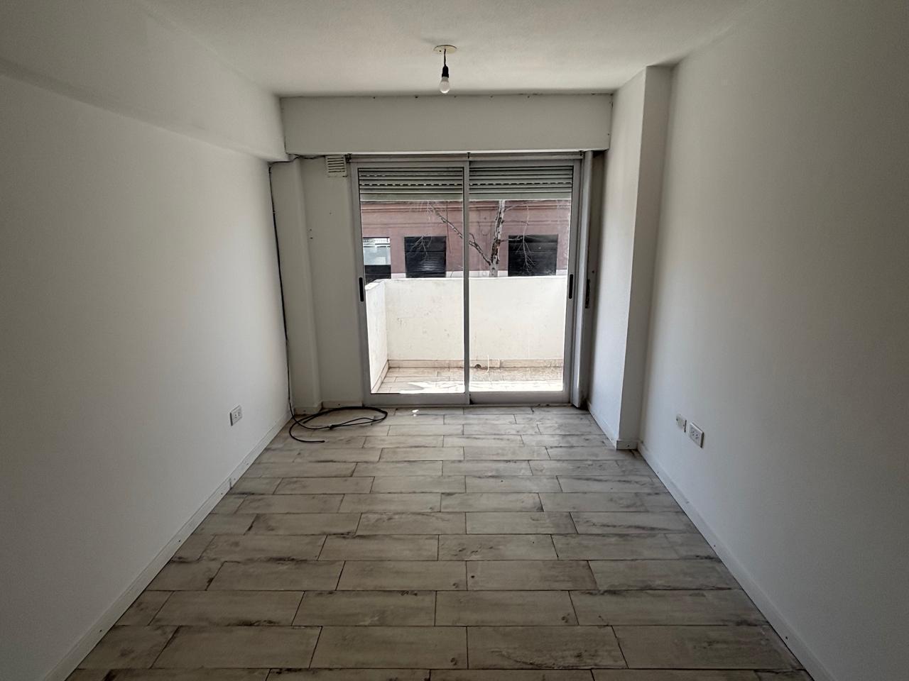 Foto de VENTA DEPARTAMENTO UN DORMITORIO CON BALCON, imagen 1