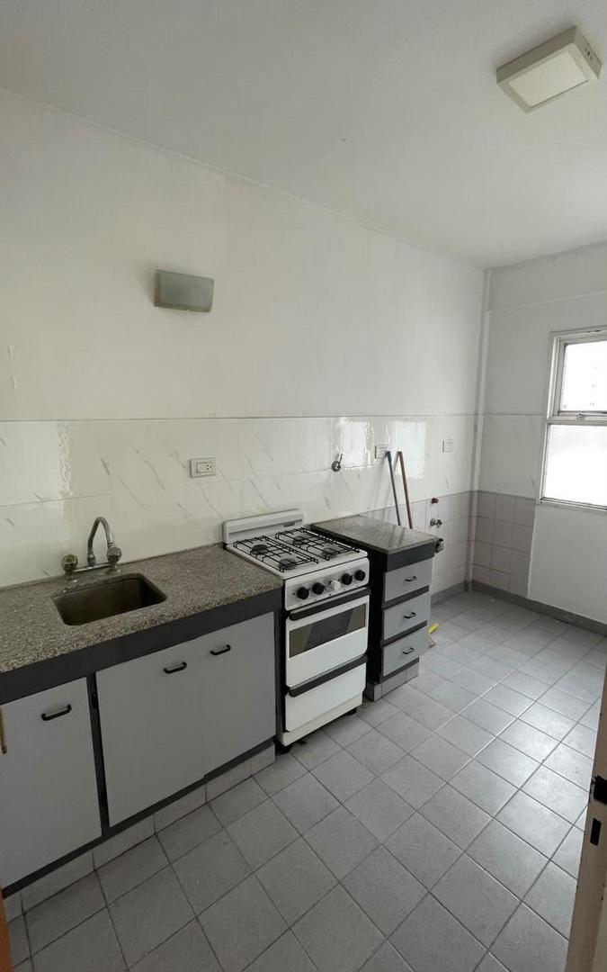 Foto de DEPARTAMENTO DE UN DORMITORIO EN ALQUILER EN LA PLATA, imagen 2