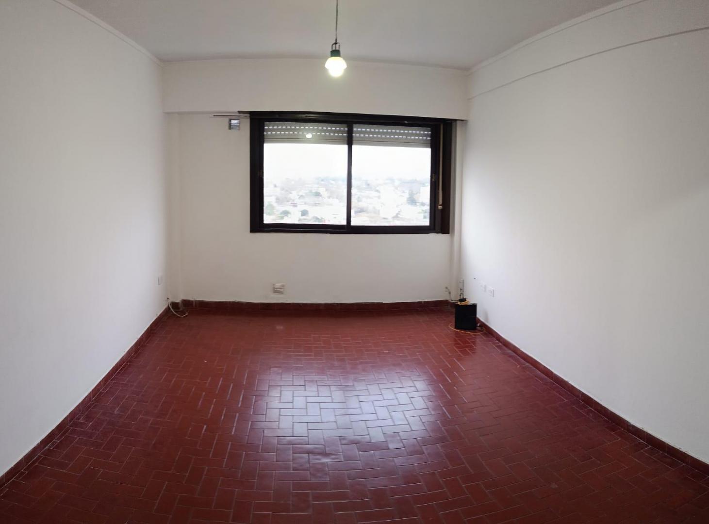 Foto de DEPARTAMENTO DE UN DORMITORIO EN ALQUILER EN LA PLATA, imagen 2