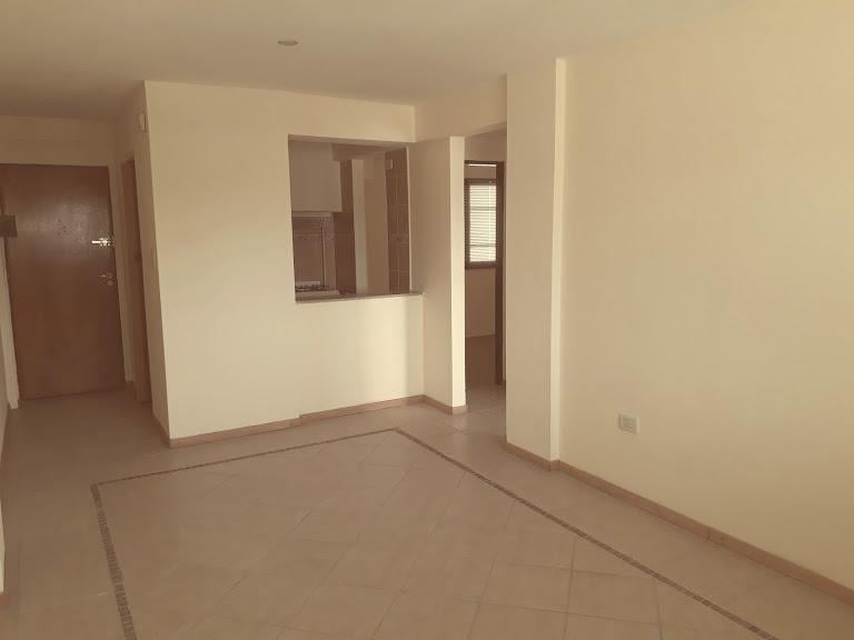 Foto de DEPARTAMENTO DE UN DORMITORIO EN ALQUILER EN LA PLATA, imagen 1