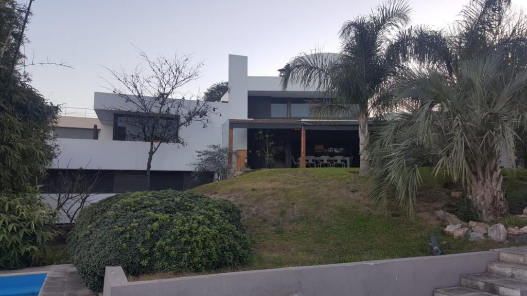 Casa en Venta Villa Belgrano - Exclusivo Frente Al Chateau 1