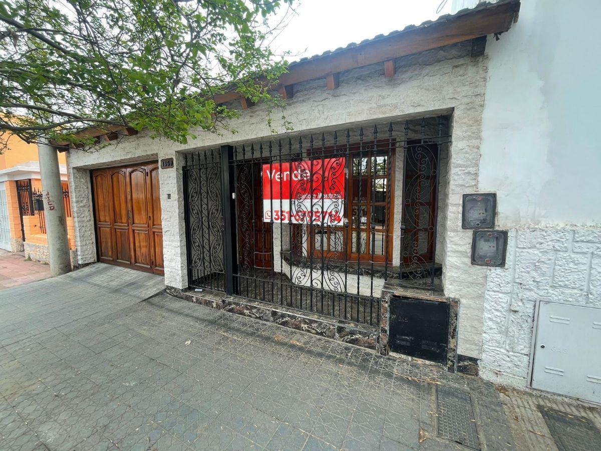 Impecable Casa en venta a Metros de Caraffa