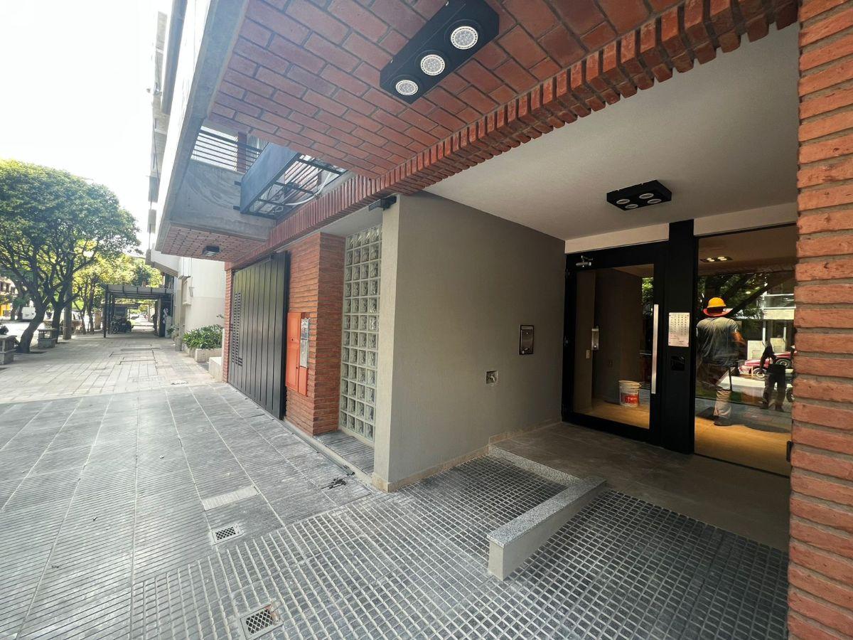 2 Dormitorios Con Terraza propia en venta- B° General paz