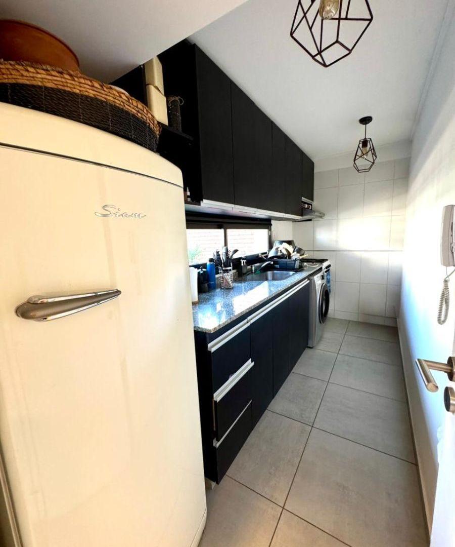 2 Dormitorios Con Terraza propia en venta- B° General paz