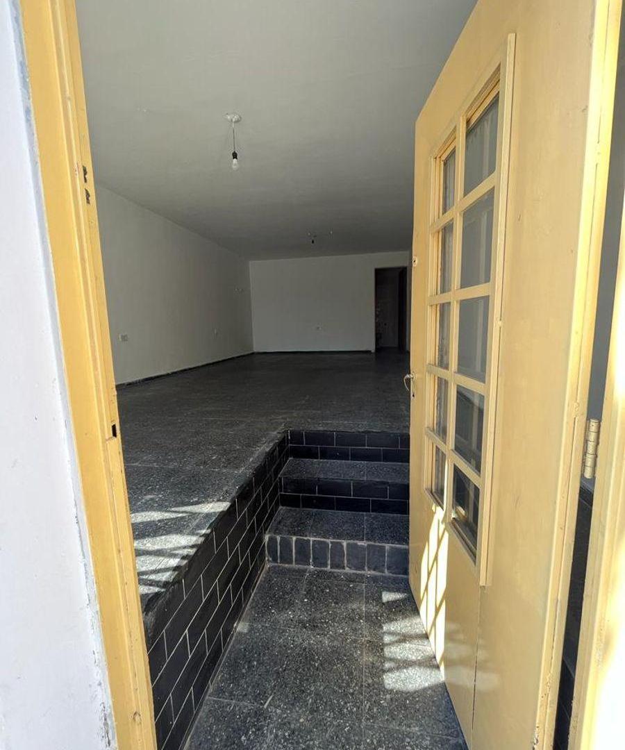 Foto de LOCAL COMERCIAL FRENTE A MARIANO MAX!, imagen 5