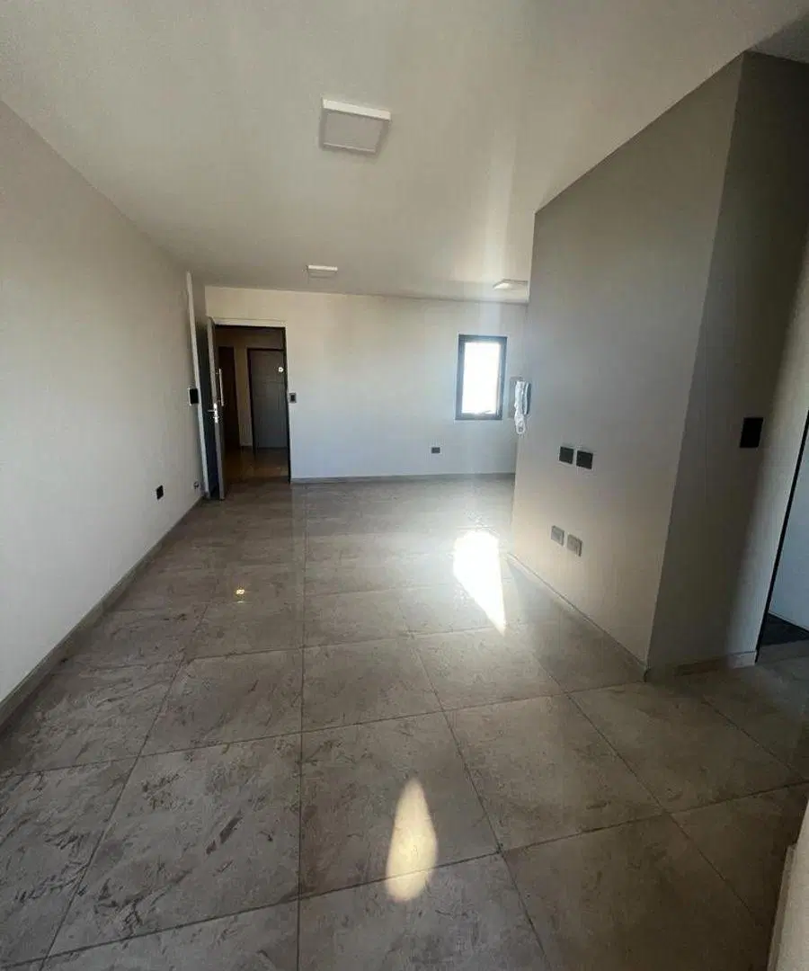 B° Alto Alberdi - Un dormitorio con balcon frente ! 3
