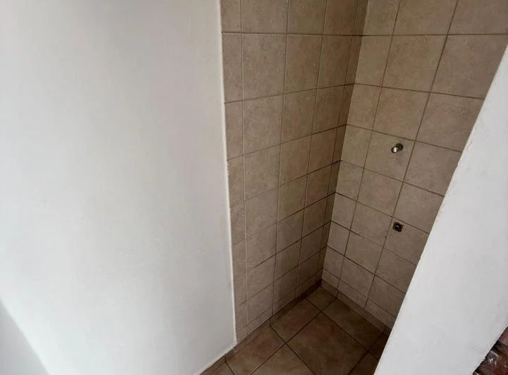 CASA UN DORMITORIO – PASILLO – TERRAZA – DISPONIBILIDAD INMEDIATA  5