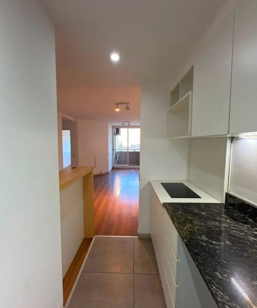 UN DORMITORIO – FRENTE – BALCON – EXCELENTE ZONA – DEPARTAMENTO ELECTRICO. 5