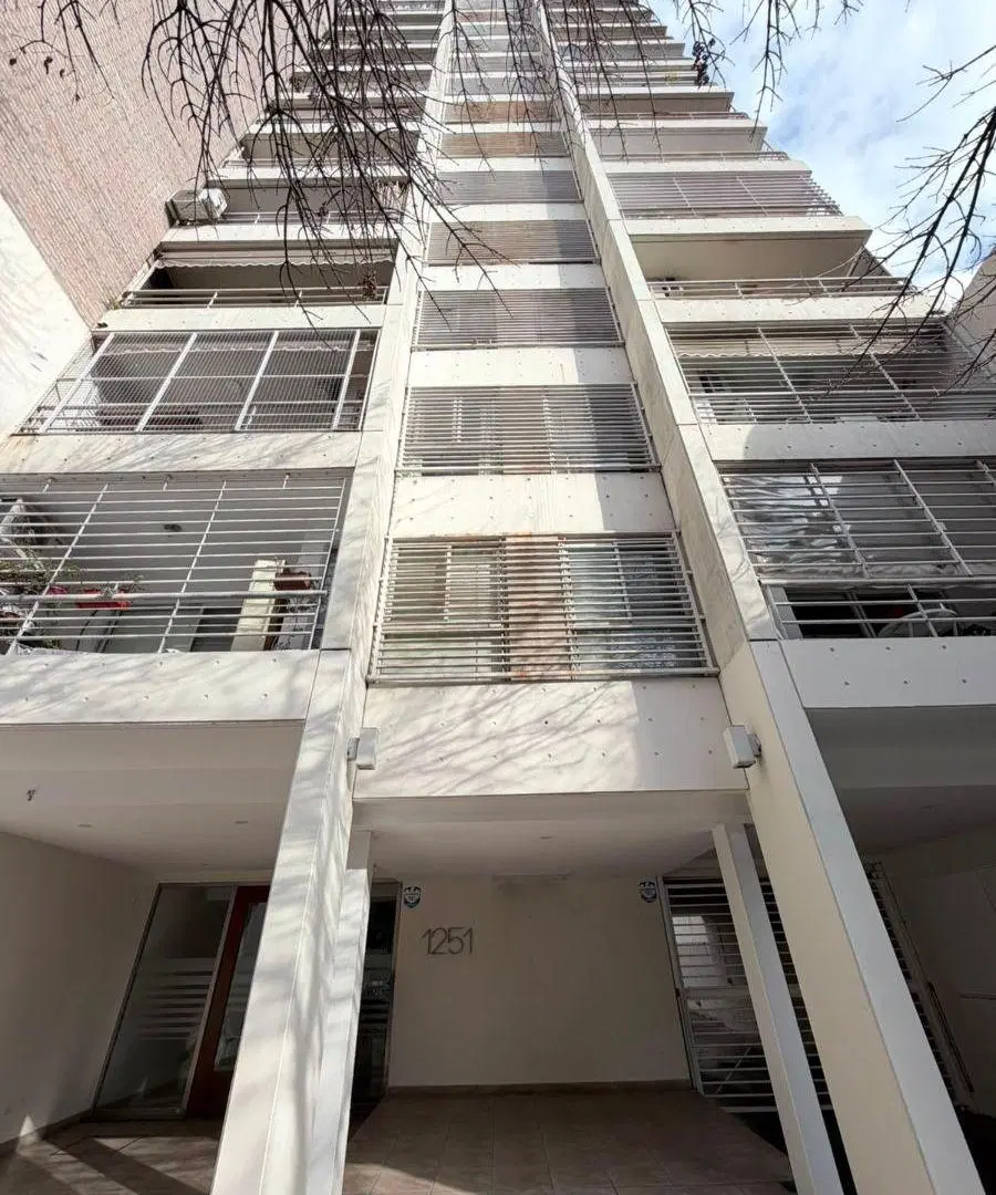 UN DORMITORIO – ENTREGA INMEDIATA – EXCELENTE ESTADO – COCHERA DISPONIBLE. 4