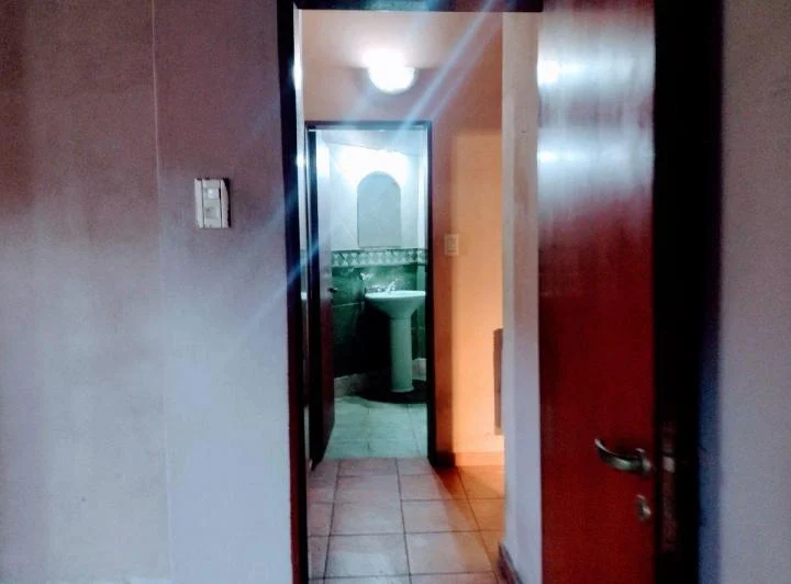 VENTA CASA ARGUELLO 2 DORM COCHERA 5