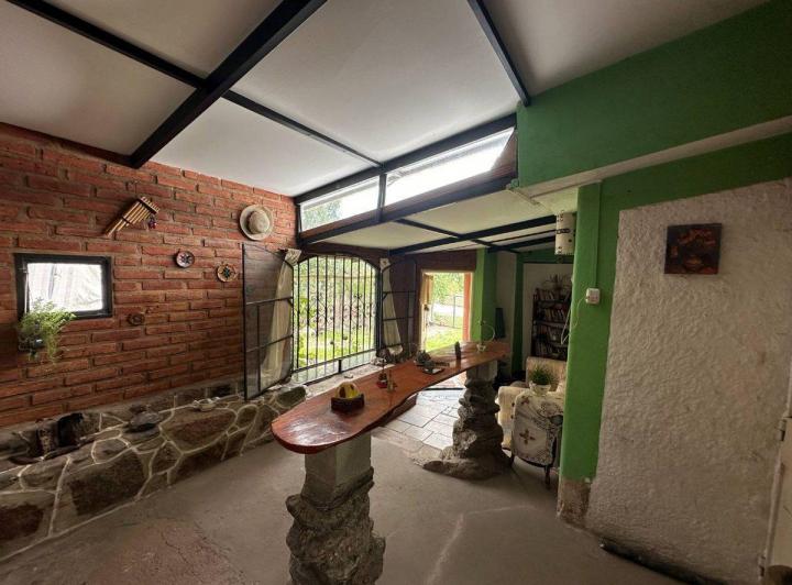 VENTA CASA CAPILLA DEL MONTE 3 DORM SOBRE RUTA 3