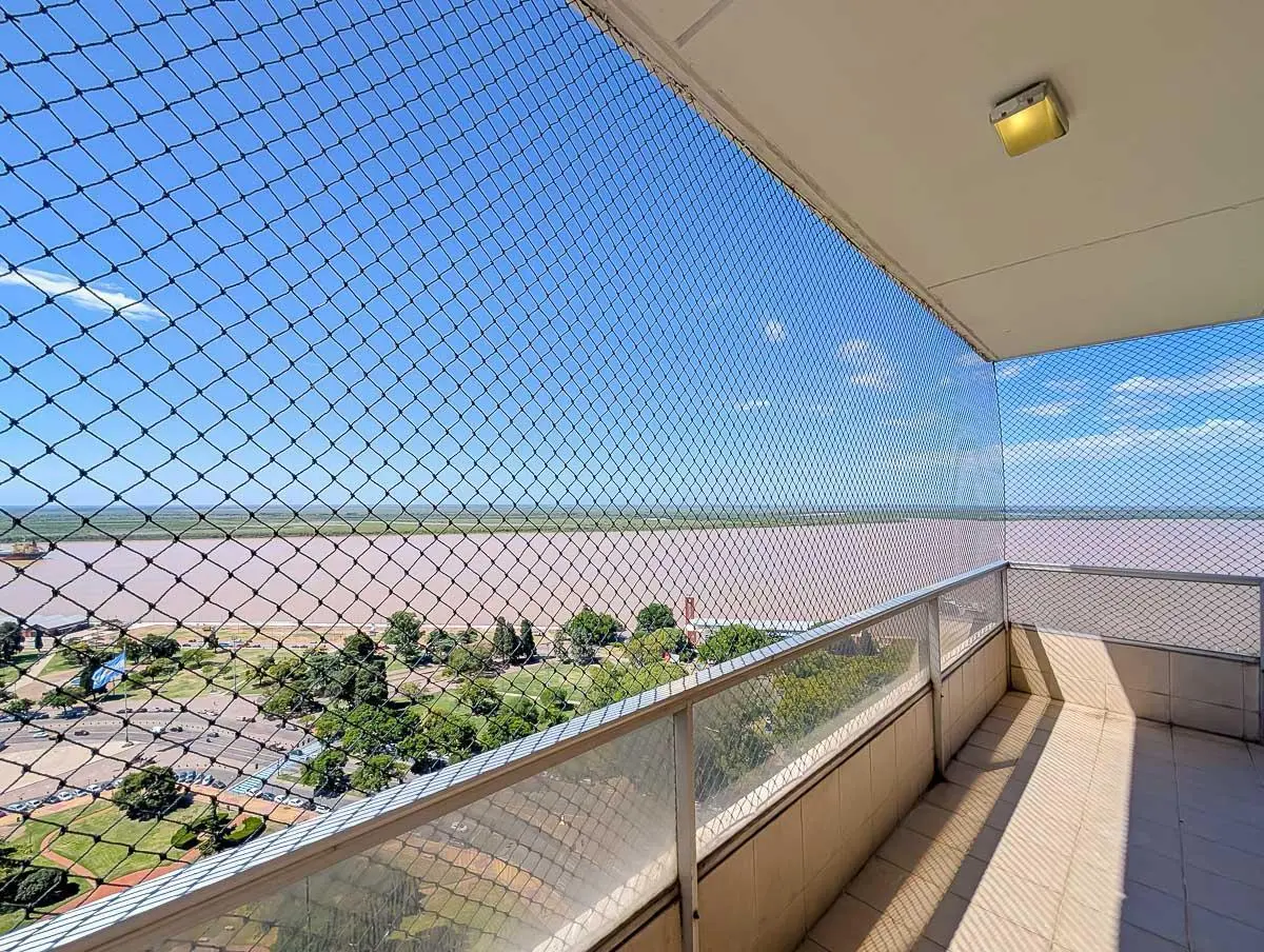 Departamento en venta de 3 dormitorios con vista al río Rosario 4