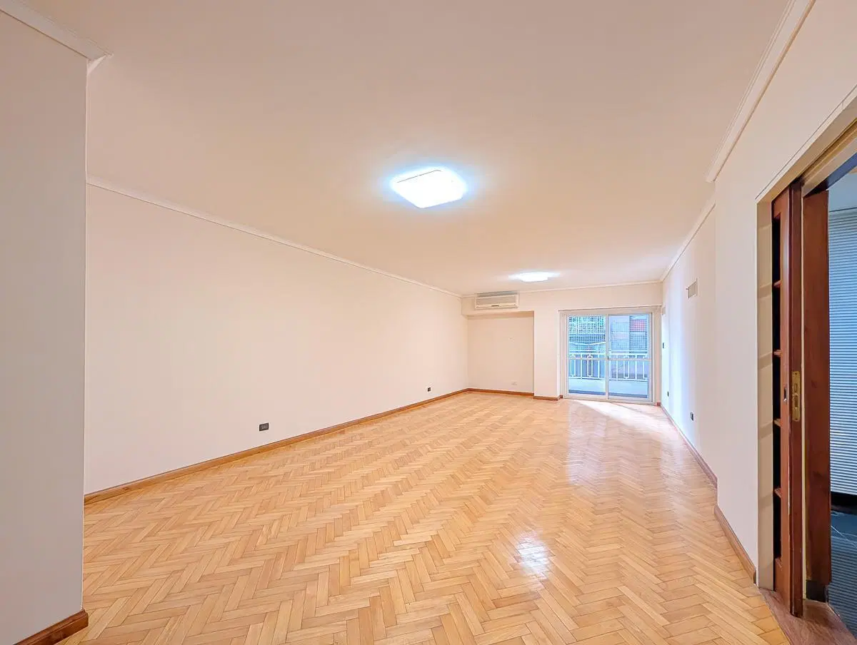 Departamento de tres dormitorios venta zona colegio inglés Rosario 1