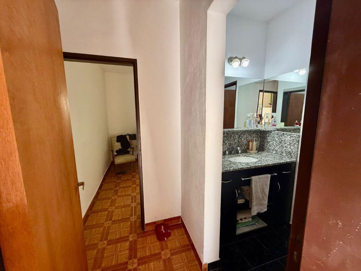 Foto de Casa de Pasillo en venta 2 Dormitorios Rosario, imagen 5