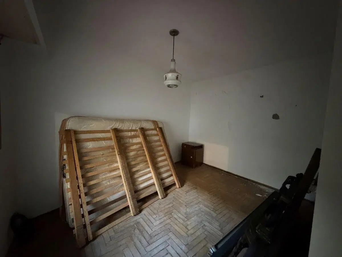 Casa de pasillo de 2 dormitorios en venta Rosario 8