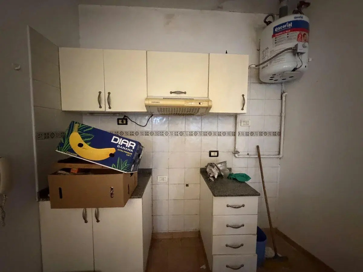 Casa de pasillo de 2 dormitorios en venta Rosario 4
