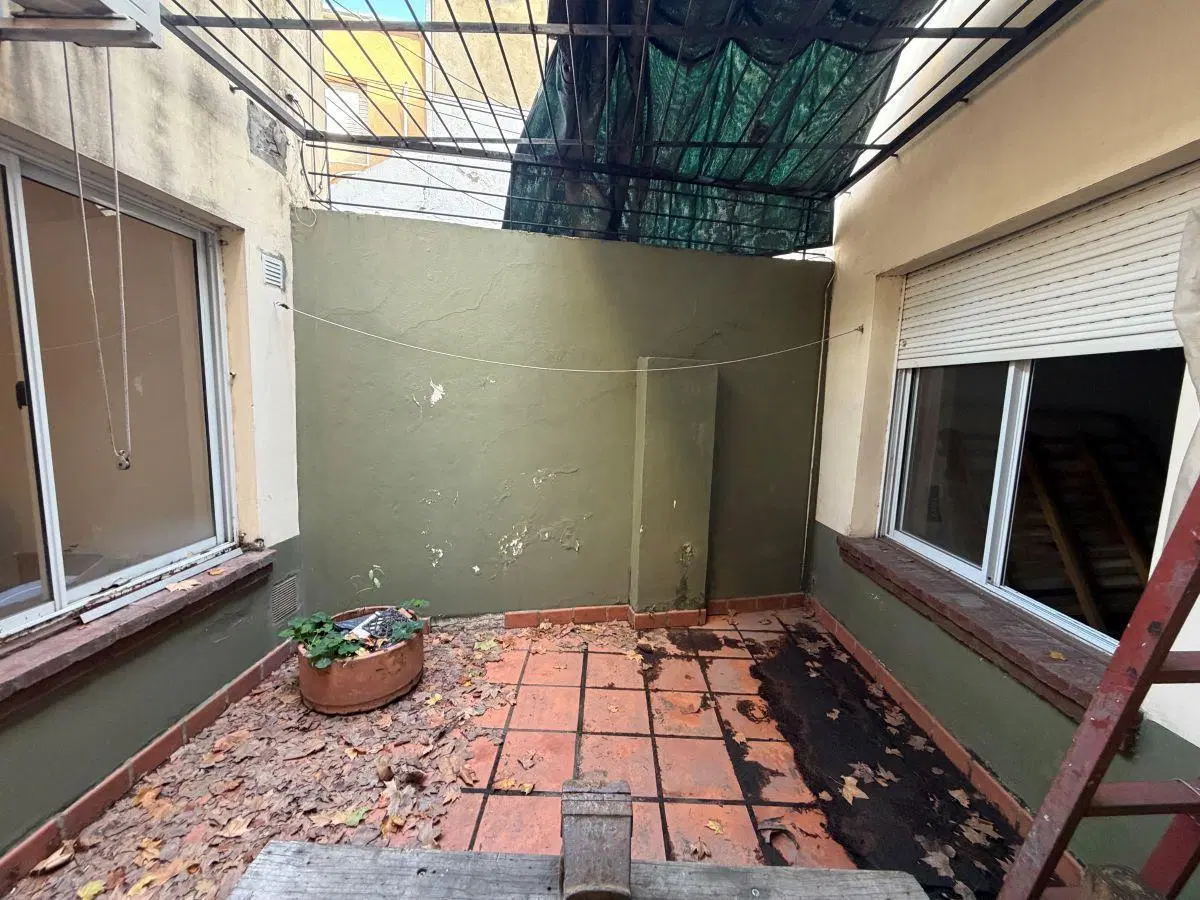 Casa de pasillo de 2 dormitorios en venta Rosario 5