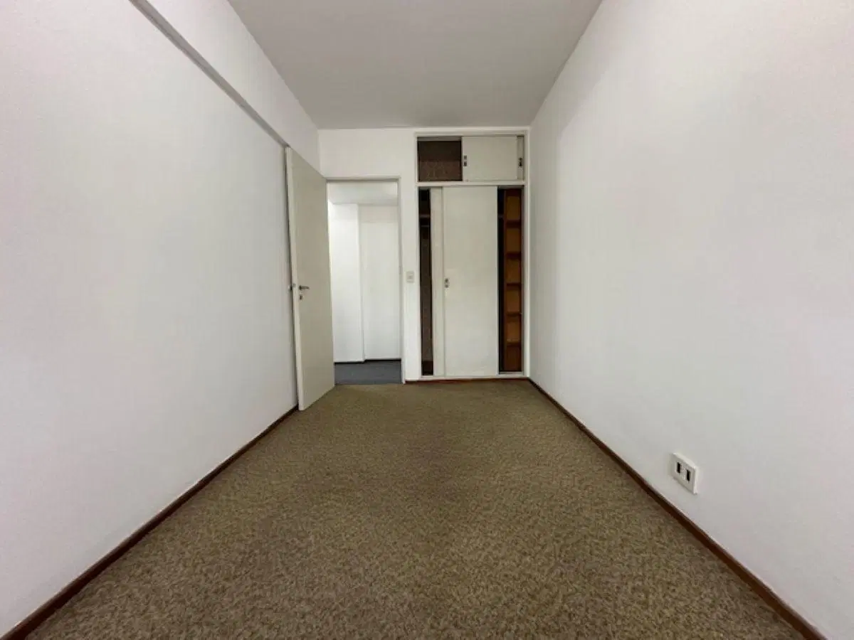 Departamento en venta en Mitre y Av Pellegrini, Rosario 2