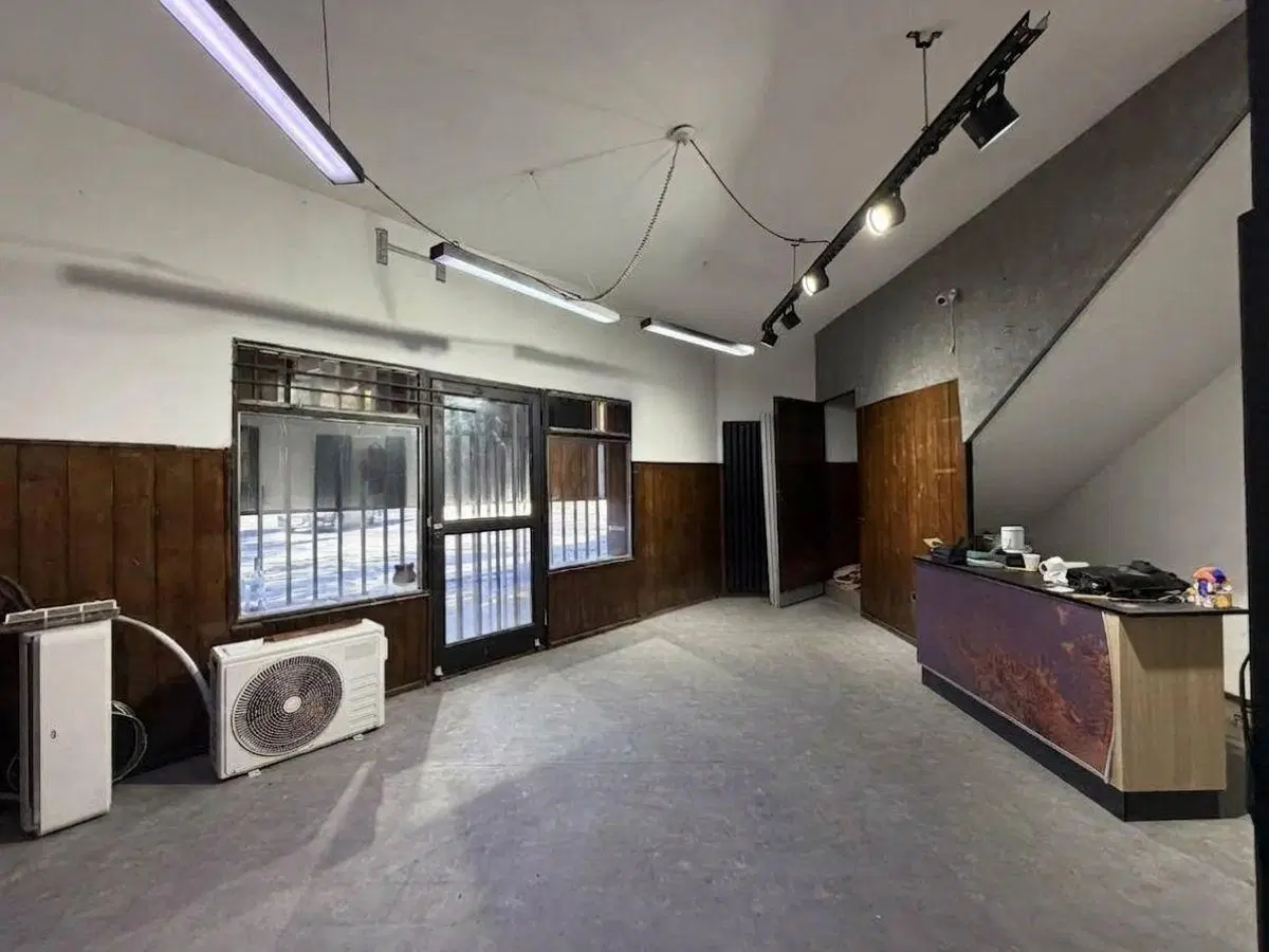 Galpón con Local en venta en Rosario 5