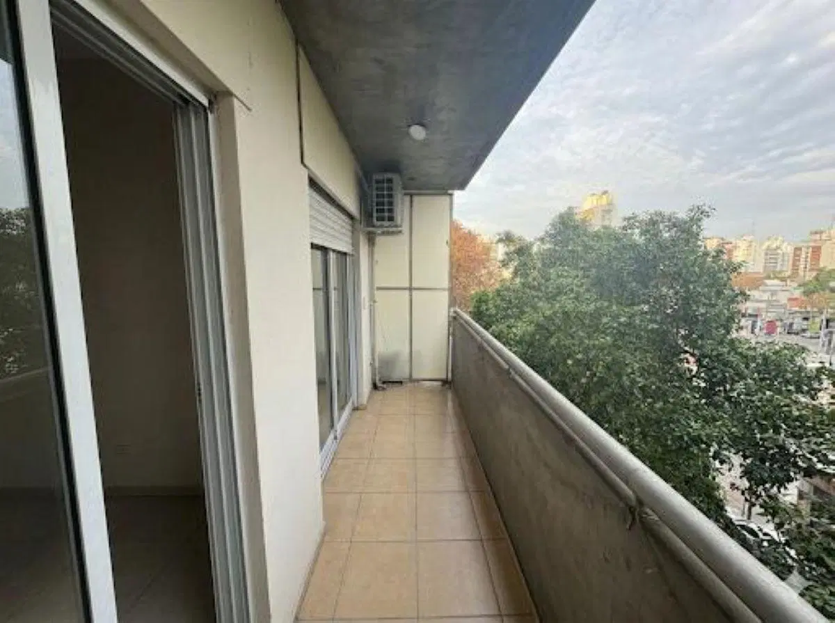 Departamento en alquiler de 1 dormitorio en Echesortu, Rosario 2