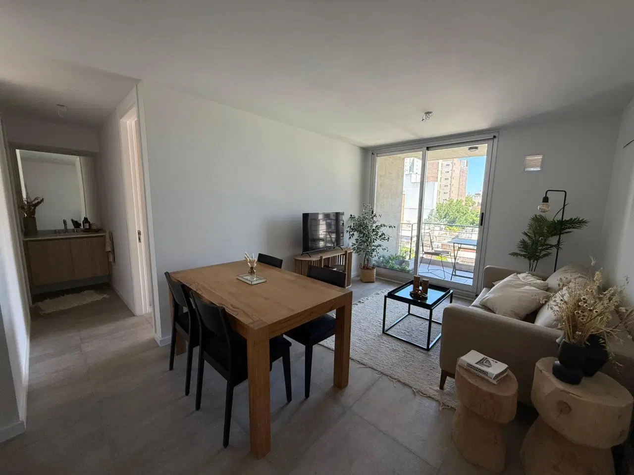 Departamento en venta de 2 Dormitorios con pileta en Lourdes Rosario 4