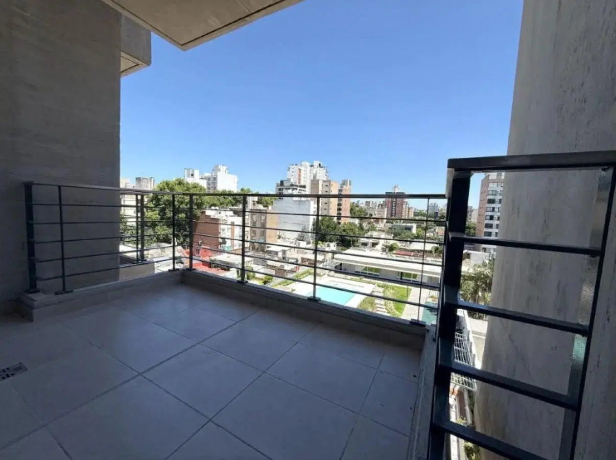 Departamento en venta de 2 Dormitorios con pileta en Lourdes Rosario 2