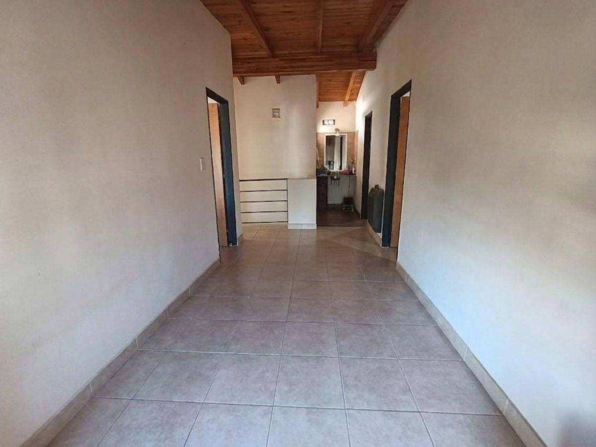 Foto de Casa de 2 dormitorios en Venta en Balcarce y Bv Segui, Rosario, imagen 1