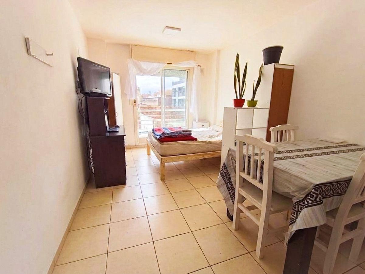 Foto de Departamento Monoambiente en venta en 3 de Febrero y Vera Mujica, imagen 4