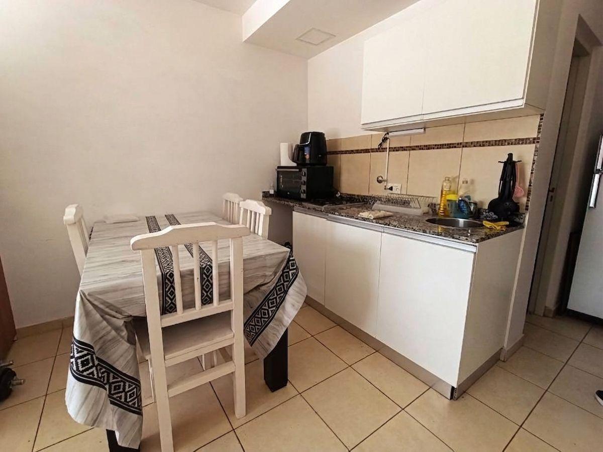 Foto de Departamento Monoambiente en venta en 3 de Febrero y Vera Mujica, imagen 2