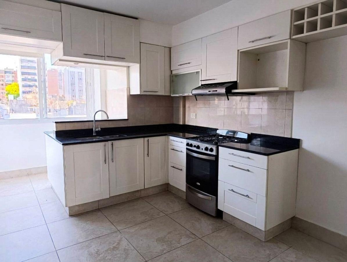 Foto de Departamento en venta de 2 dormitorios reciclado en Urquiza y Paraguay, imagen 1