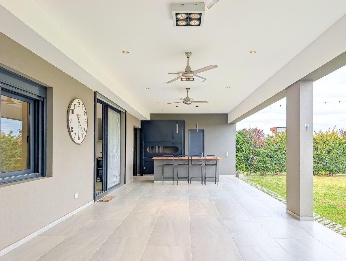 Foto de Casa en Venta de 2 dormitorios en Don Mateo, Funes, imagen 2