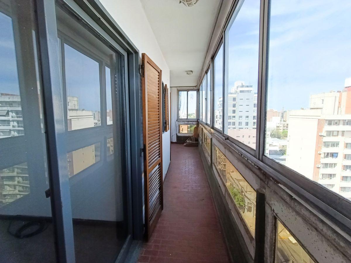 Foto de Piso exclusivo de tres dormitorios en venta Rosario, imagen 3