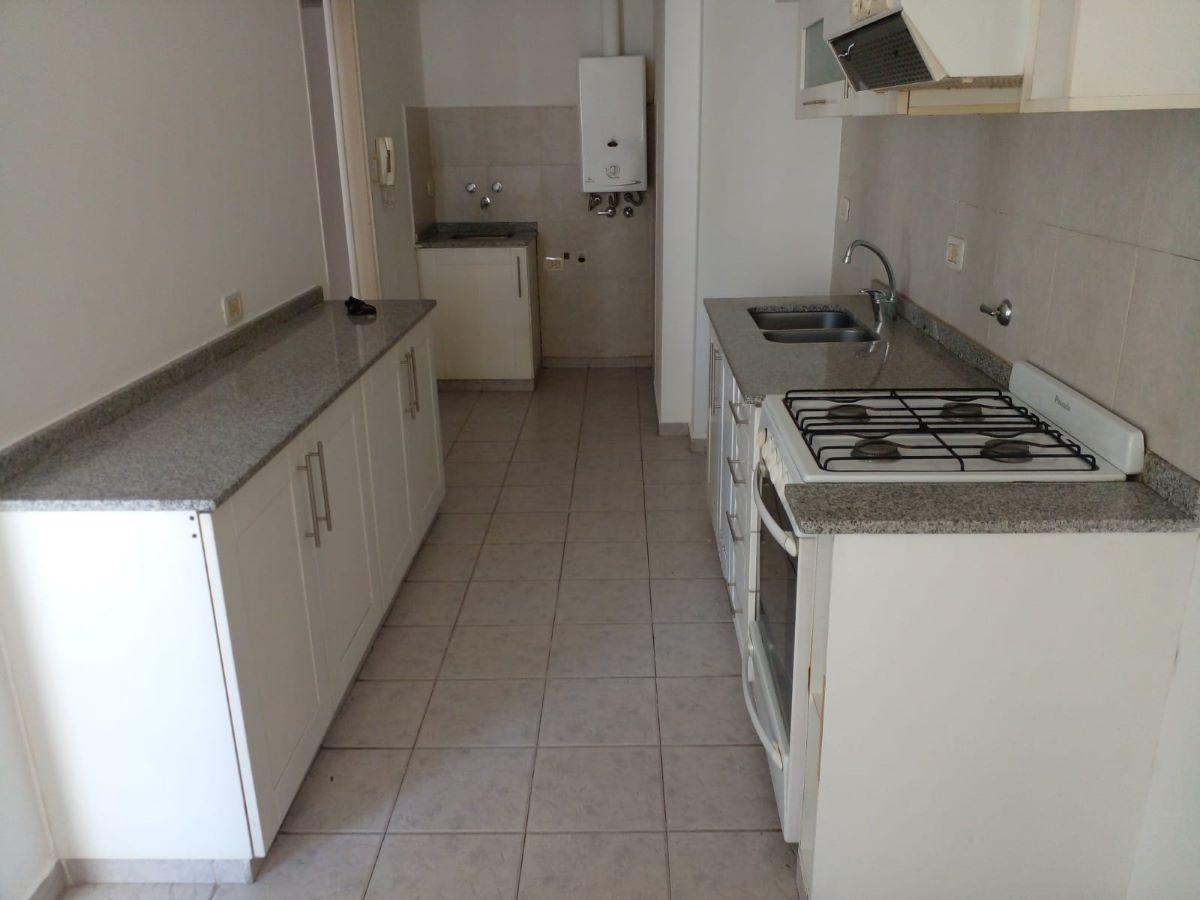 Foto de Departamento en alquiler de 2 dormitorios Centro Rosario, imagen 1