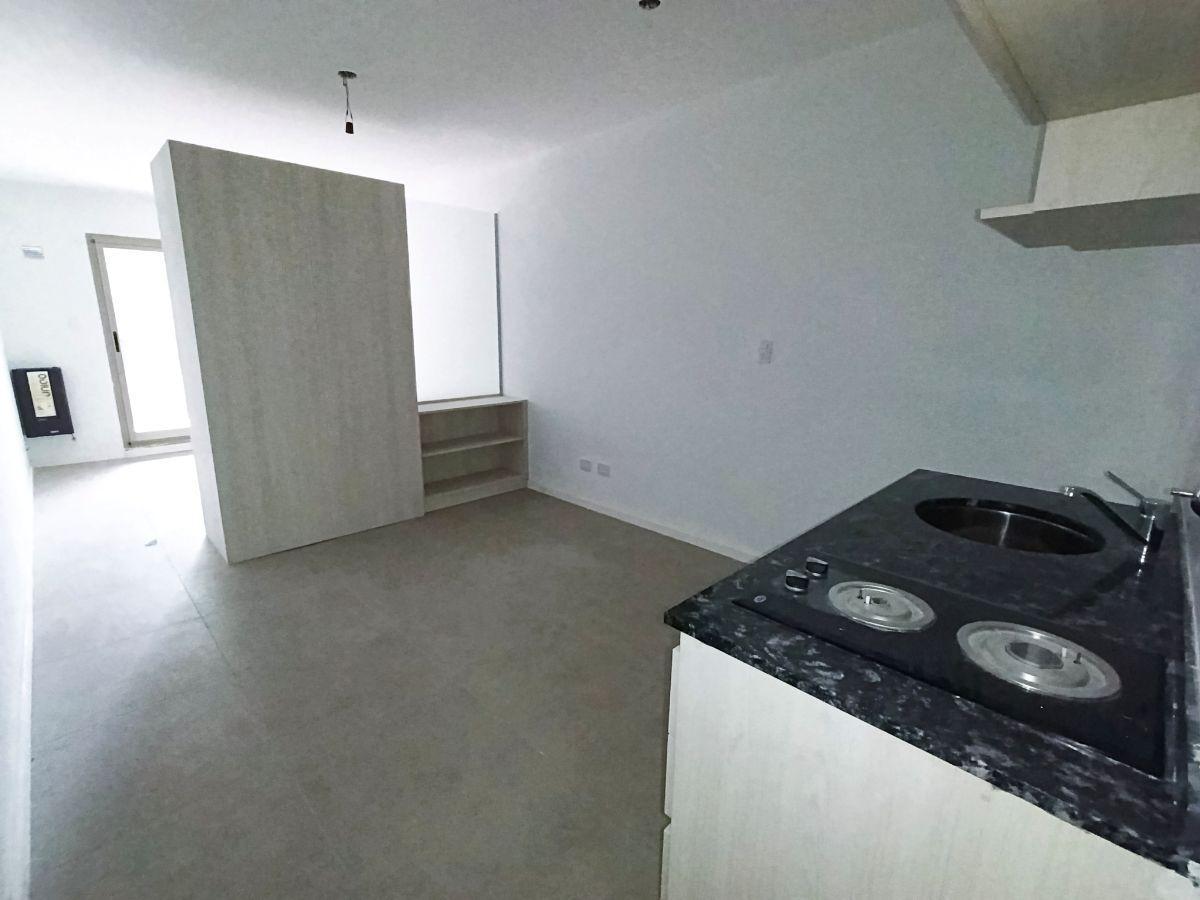 Foto de Departamento Monoambiente dividido en venta en España y 9 de Julio, imagen 2