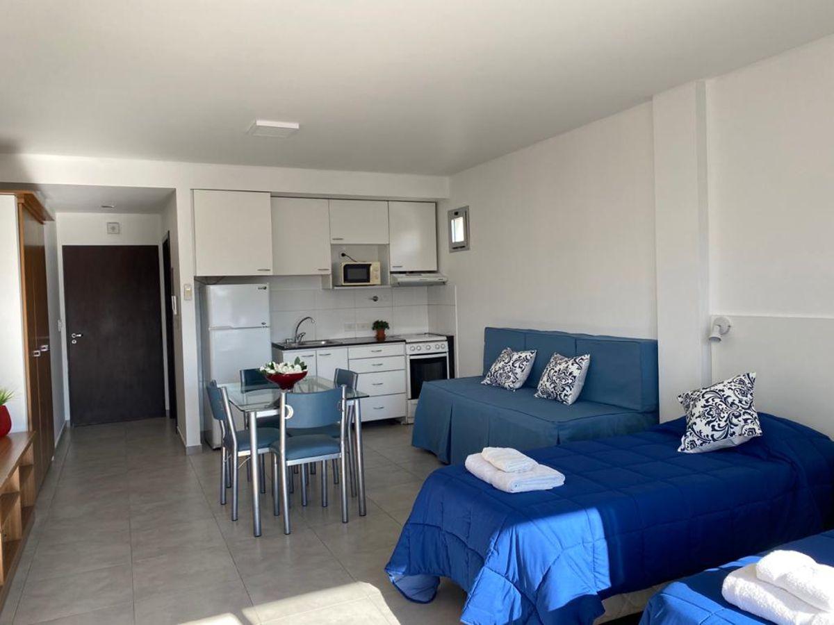 Foto de Departamentos monoambientes en excelentes condiciones, muy luminosos c/, imagen 2