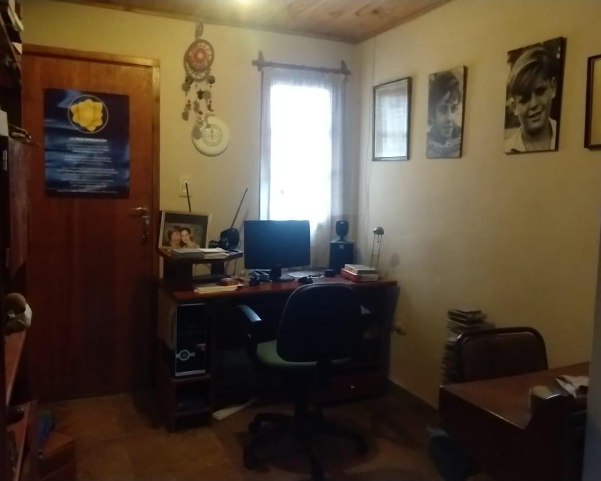 Casa en Barrio Las Quintas - El Bolson. 3