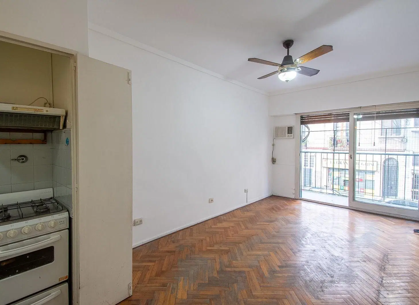 Venta de Monoambiente a reciclar en Palermo 4