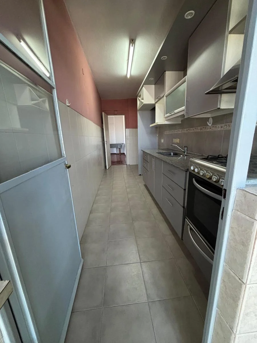 Venta Departamento Cuatro Ambientes en Paternal - Excelente Ubicación 2