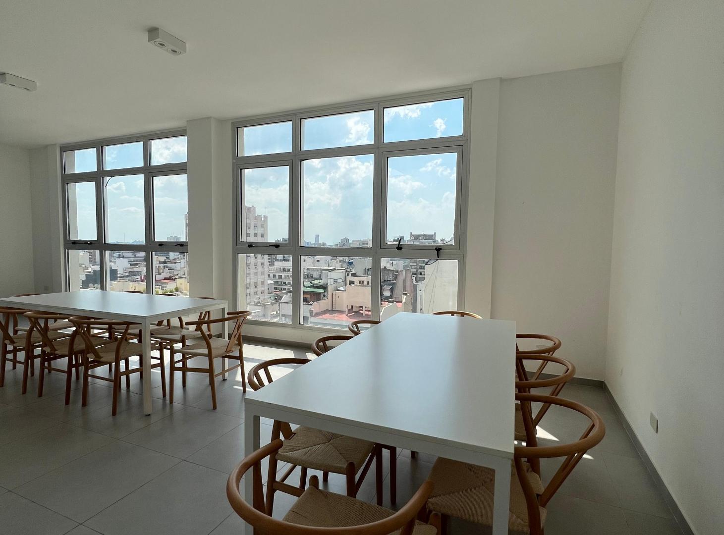 Dos ambientes con balcón en venta Belgrano