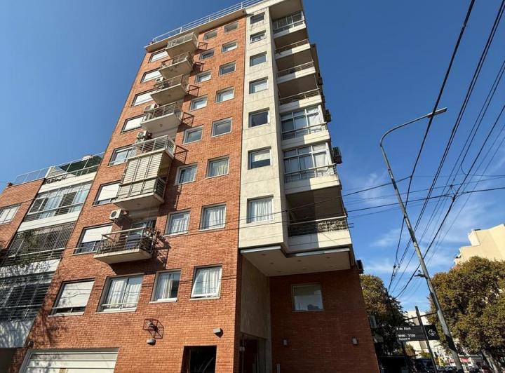 DEPARTAMENTO 3 AMB EN VILLA DEL PARQUE, PISO ALTO.APTO CREDITO 4