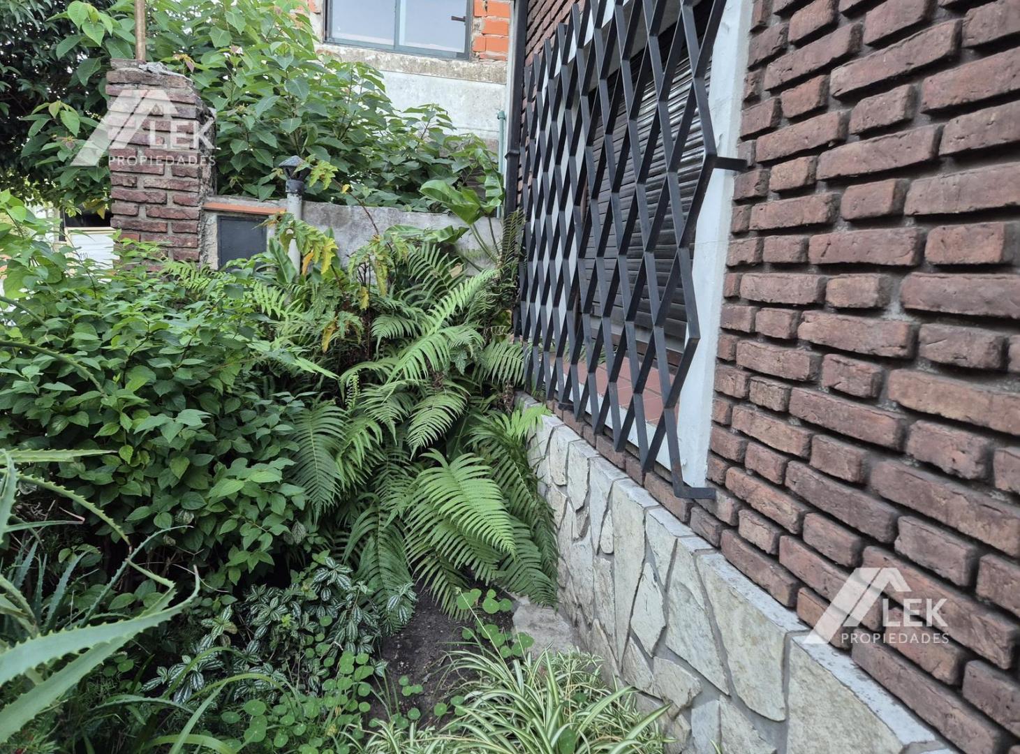 CASA 3 AMBIENTES EN BOULONGE, VENTA, MUY BUEN LOTE, APTO CREDITO